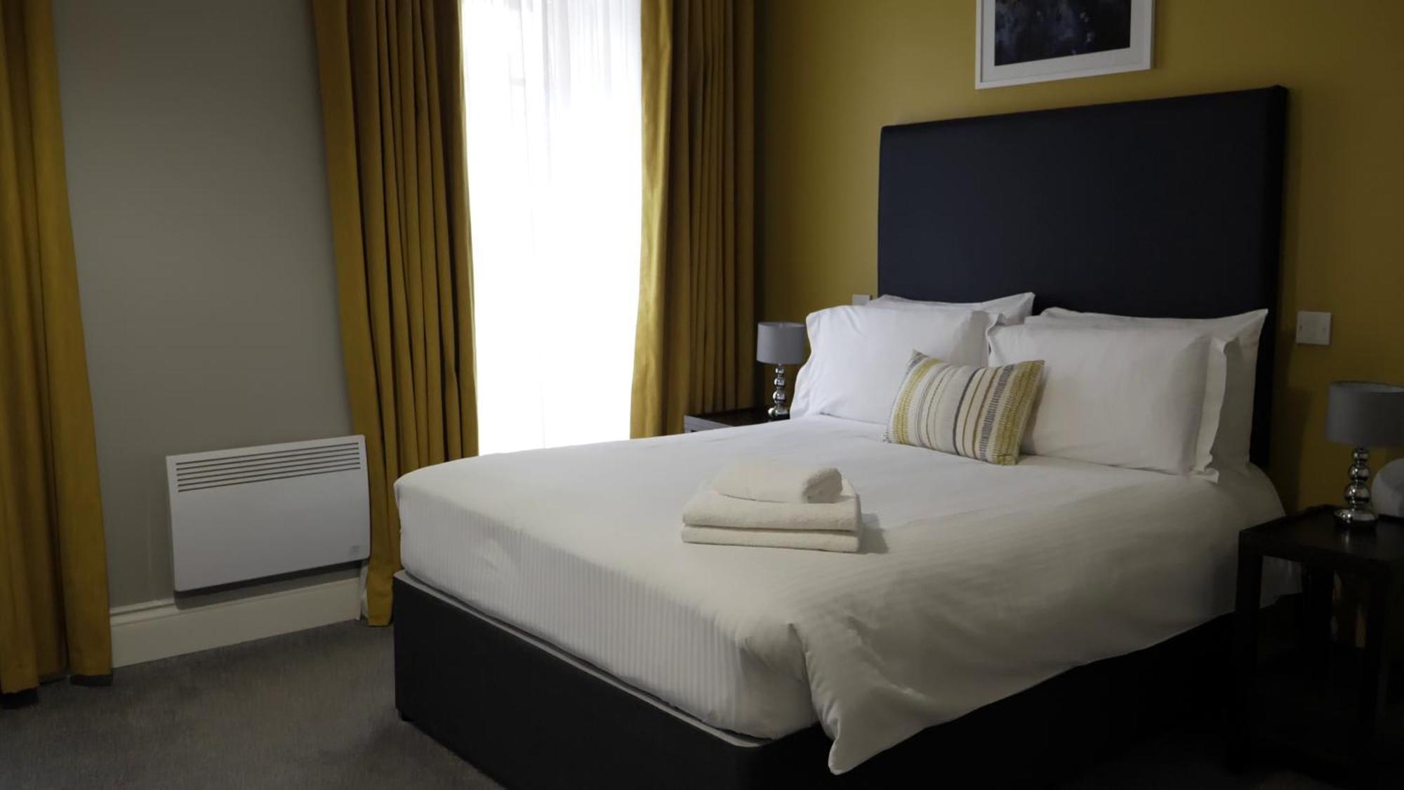 Denvir'S Of Downpatrick Hotel Bagian luar foto